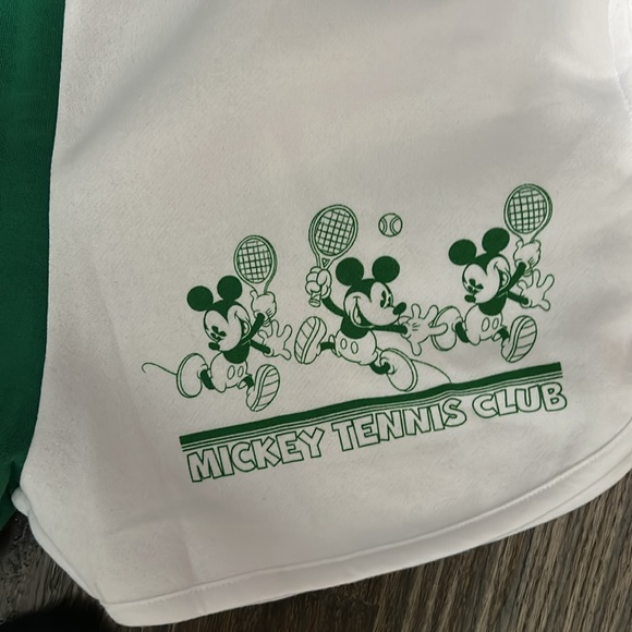 BNWT Women’s Mickey Tennis Club Matching Short Set in XL - Picture 7 of 10